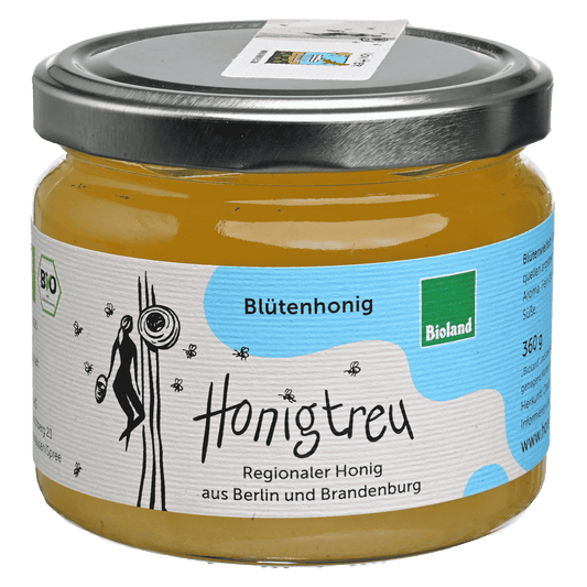 Blütenvielfalt: Bio-Blütenhonig von Honigtreu - flüssig bis fein cremig, von milder Süße mit feinem Blütenaroma.